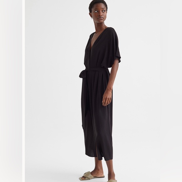 H&M Black Relaxed Fit Dress with Tie Belt.  Size Small - Picture 2 of 5